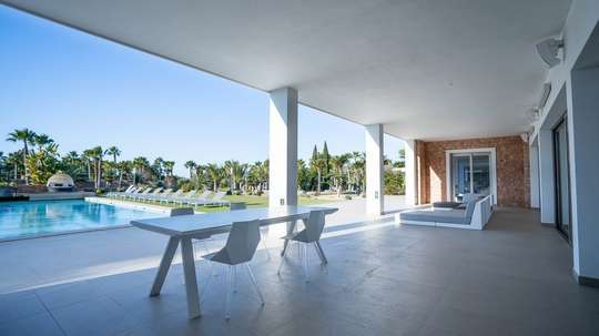 Outdoor Lounge Area