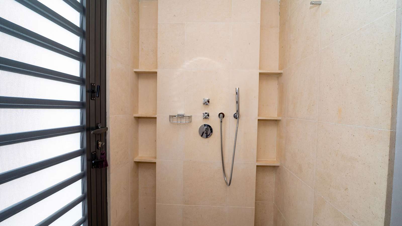 Property image 52