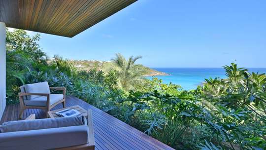 Outdoor Lounge Areas