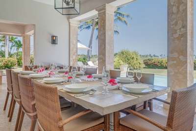Alfresco Dining
