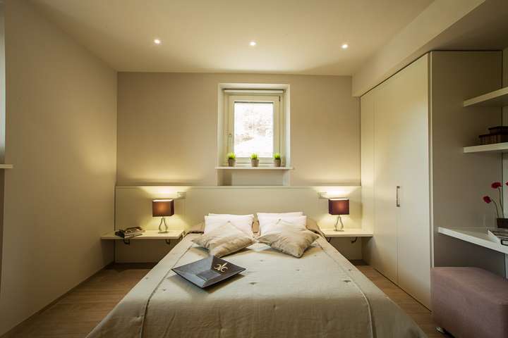 Bedroom 1 - Cozy Queen Bedroom