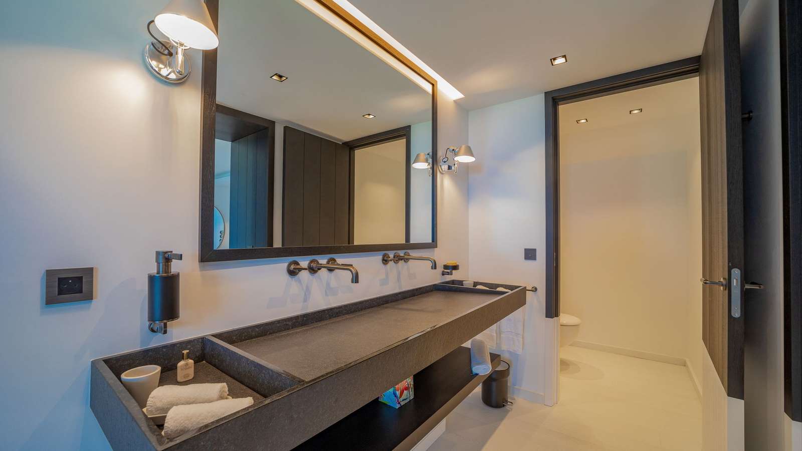 Property image 125