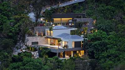 Unique Architecture