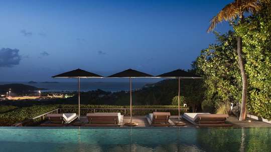 Heated Infinity Pool