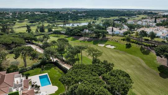 Close to Golf Course