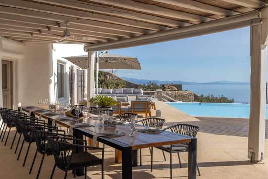 Alfresco Dining