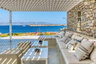 Outdoor Lounge Areas