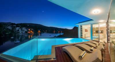 Infinity Pool