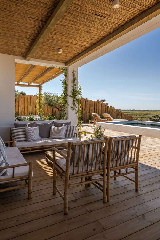 Outdoor Lounge Areas