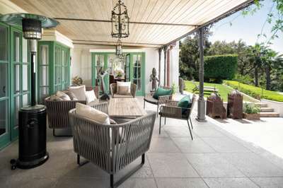 Outdoor Lounge Area
