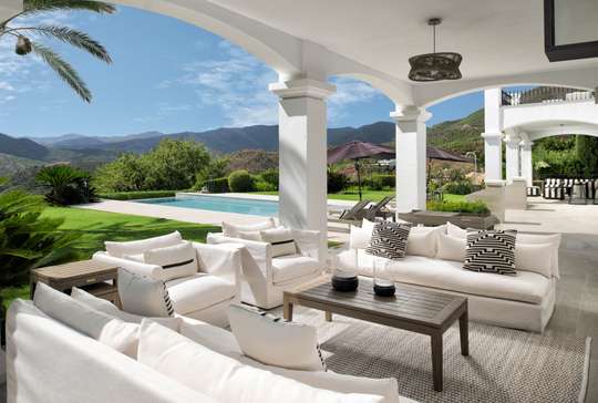 Outdoor Lounge Area