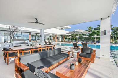 Covered Outdoor Dining