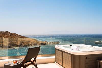 Jacuzzi