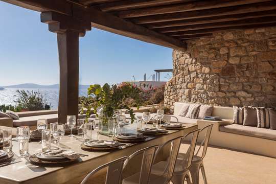 Alfresco Dining