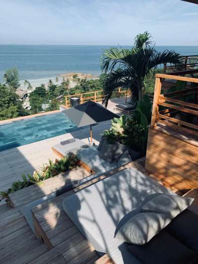Infinity Pool