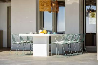 Alfresco Dining