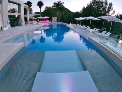 Private Pool