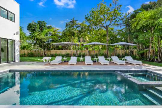 Private Pool