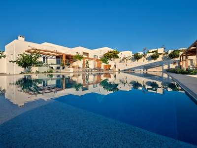 Infinity Pool
