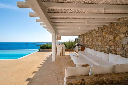 Outdoor Lounge Area
