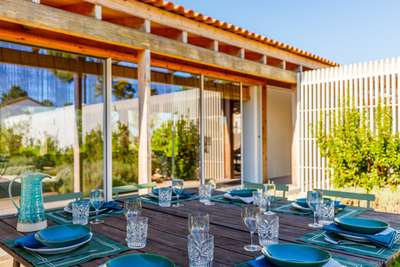 Alfresco Dining