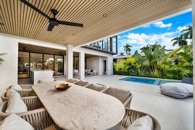 Alfresco Dining
