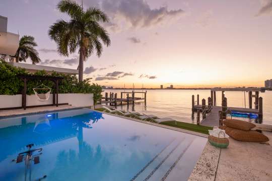 Private Pool