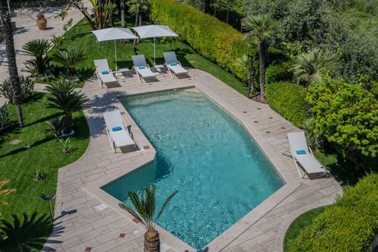 Private Pool