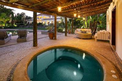 Jacuzzi