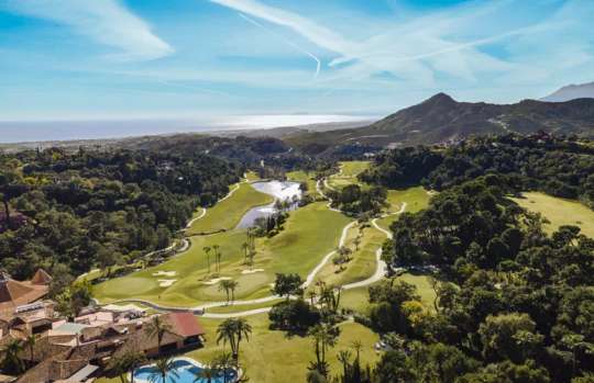 Close to Golf Course