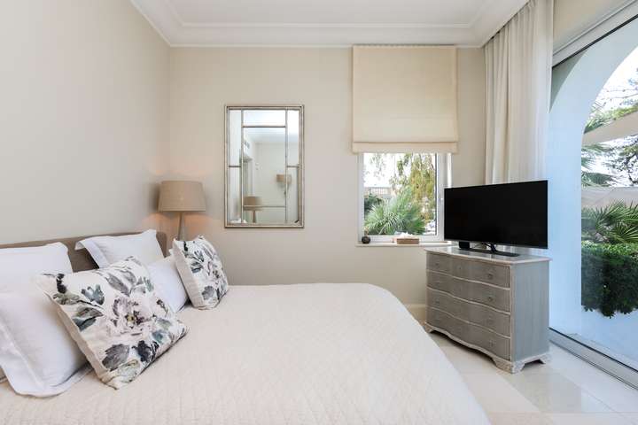 Bedroom 1 - Master Suite 