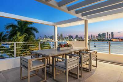 Alfresco Dining
