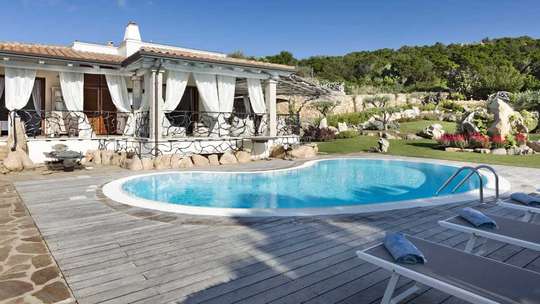 Freeform Pool