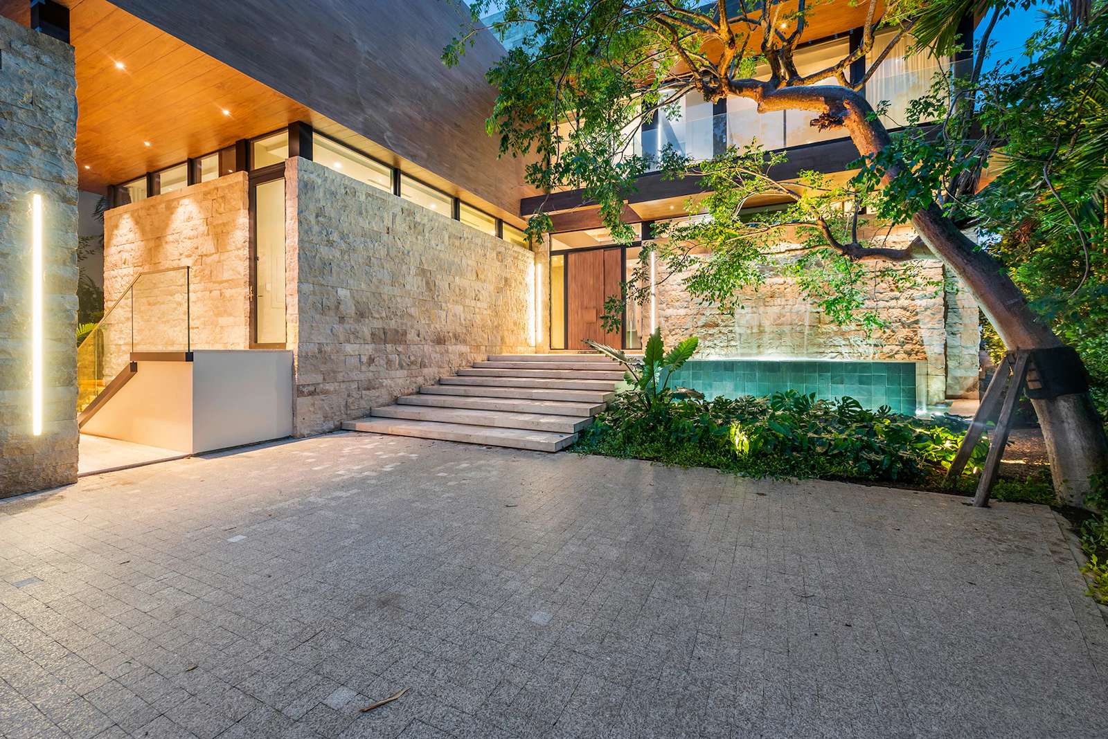 Property image 104