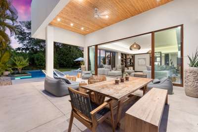 Alfresco Dining