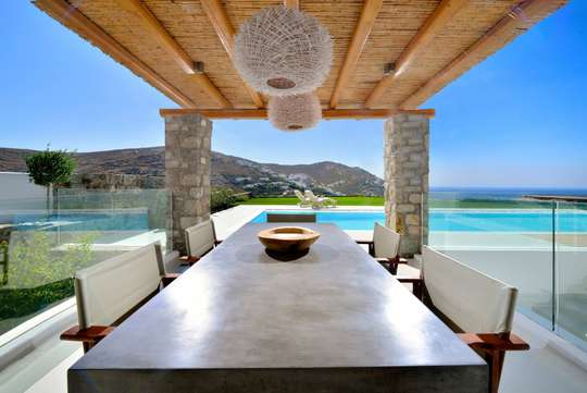 Alfresco Dining
