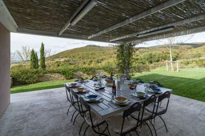 Alfresco Dining