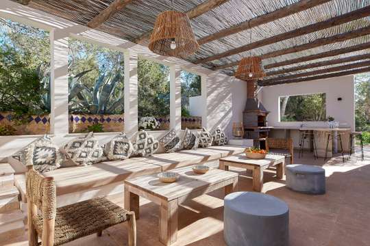 Outdoor Lounge Area
