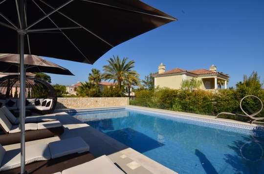 Private Pool