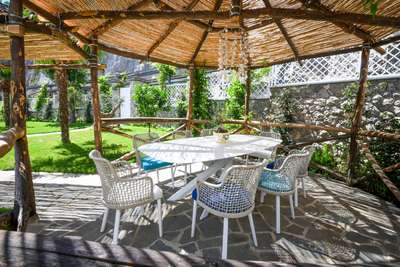 Alfresco Dining