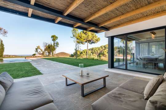 Covered Outdoor Living and Dining Areas