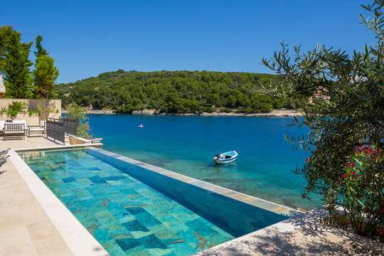 Infinity Pool