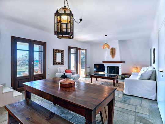 Traditional Décor