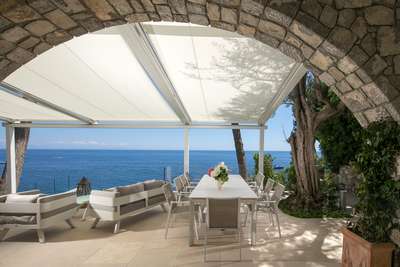 Alfresco Dining