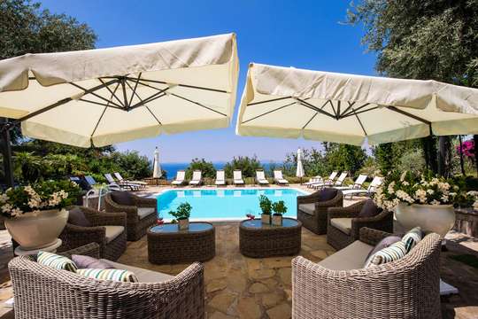 Outdoor Lounge Area