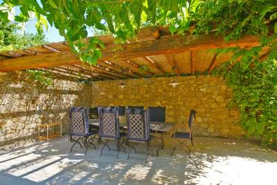 Alfresco Dining