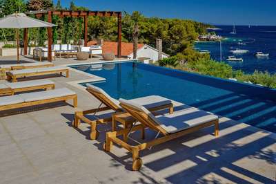 Infinity Pool