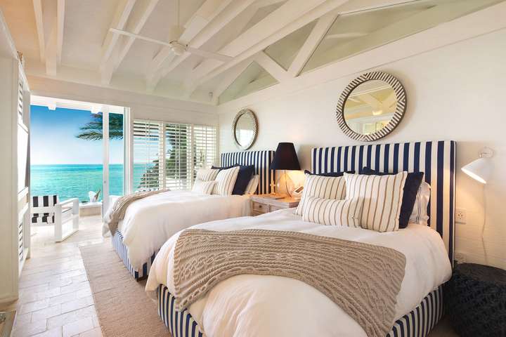 Bedroom 3 - Coral Suite