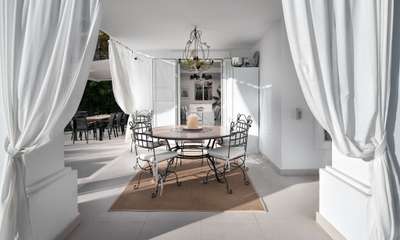 Alfresco Dining