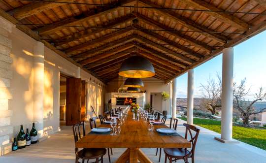 Alfresco Dining